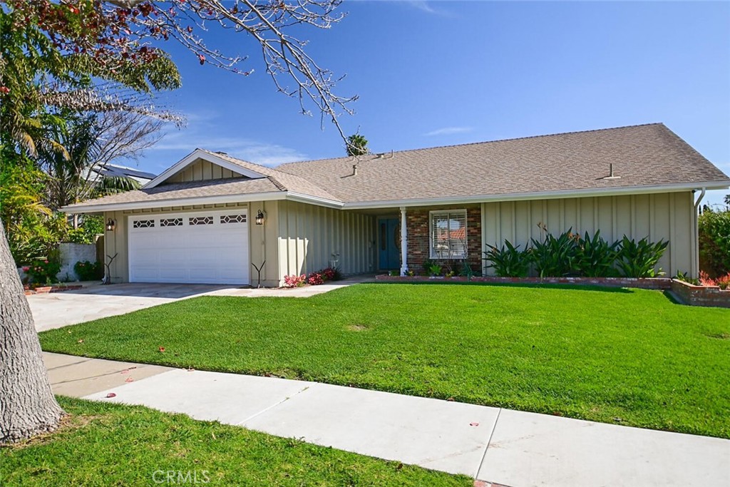 11348 Barbi Lane, Los Alamitos CA 90720 - photo 1