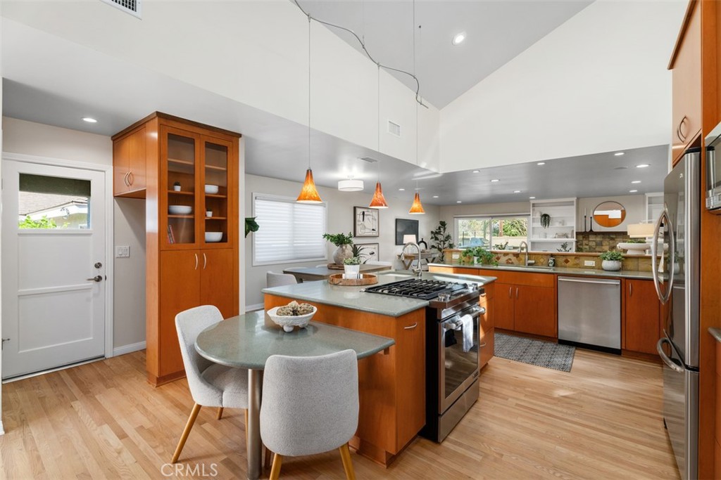 Exceptionally spacious, well appointed, functional Kitchen. - 11772 Paseo Bonita, Los Alamitos CA 90720 - photo 8