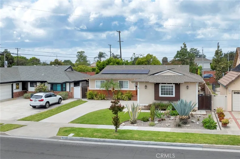 11831 Paseo Bonita, Los Alamitos, CA 90720
