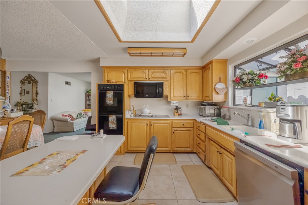 11971 Pine, Los Alamitos CA 90720 - photo 5