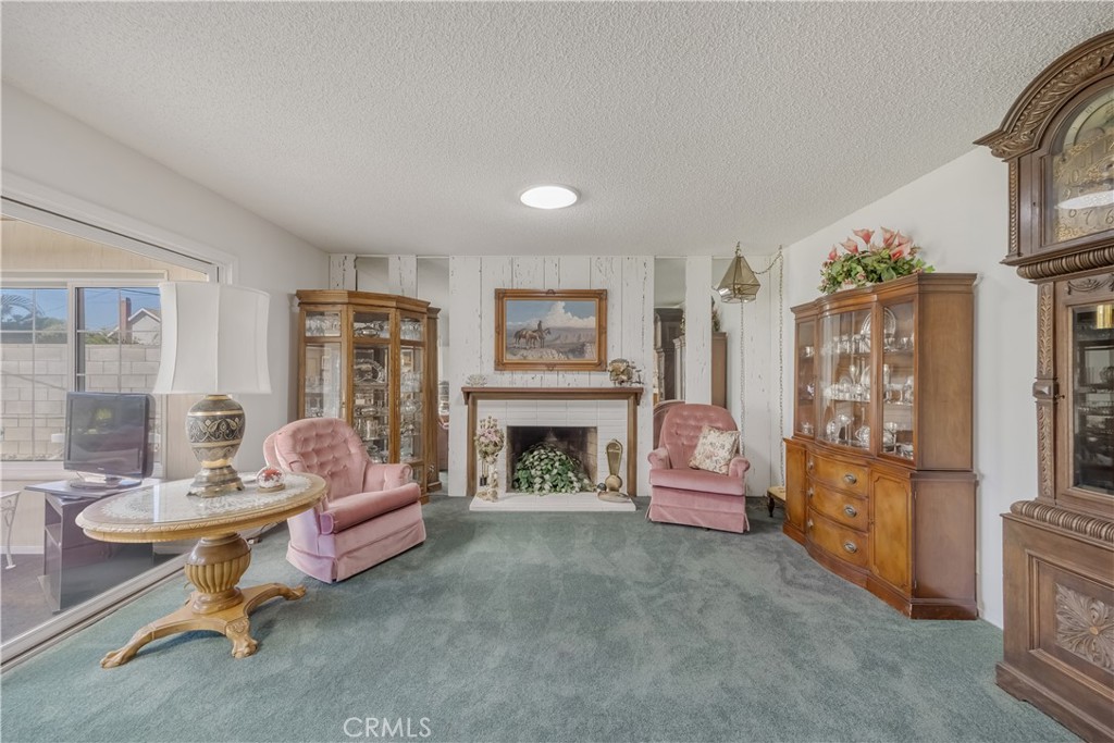 11971 Pine, Los Alamitos CA 90720 - photo 9