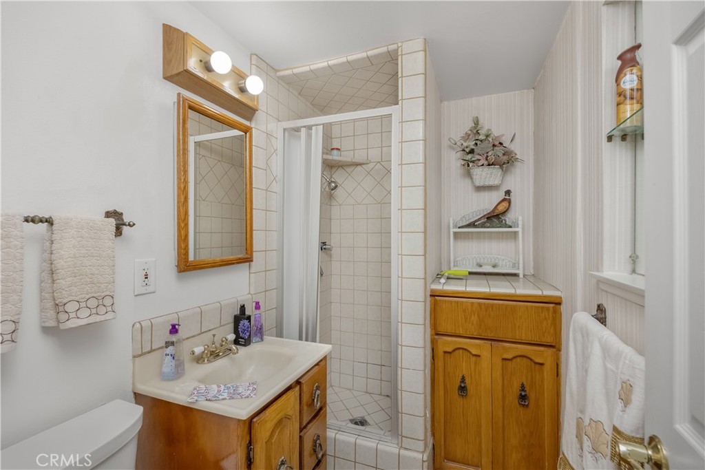 Primary Bath - 11971 Pine, Los Alamitos CA 90720 - photo 14