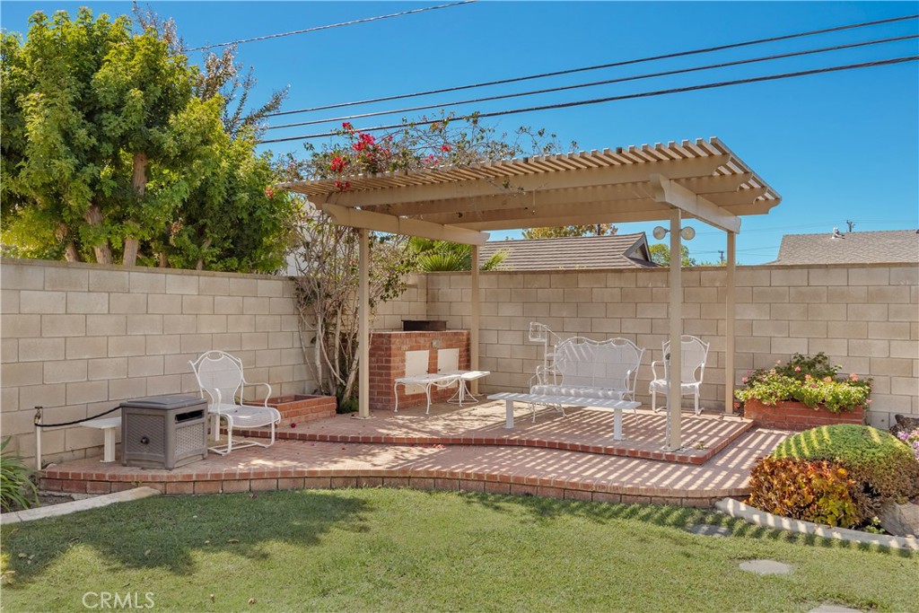 11971 Pine, Los Alamitos CA 90720 - photo 24