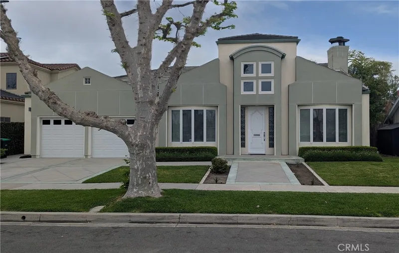 12101 Chaucer Road, Los Alamitos, CA 90720