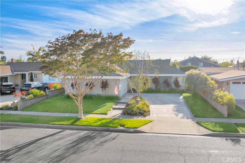 12111 Reagan Street, Los Alamitos CA 90720 - photo 1