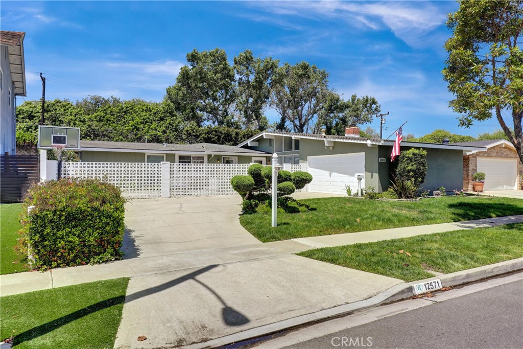 12571 Martha Ann, Los Alamitos CA 90720 - photo 1