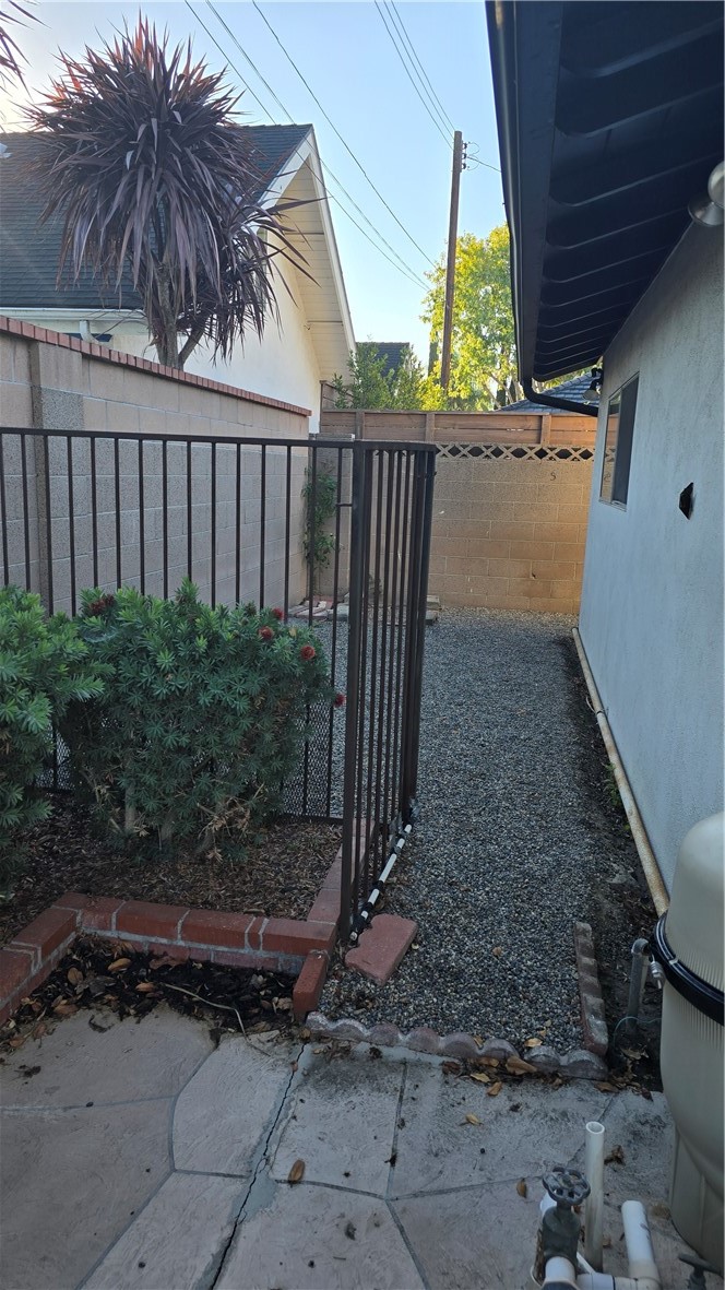 12742 Christy Lane, Los Alamitos CA 90720 - photo 22
