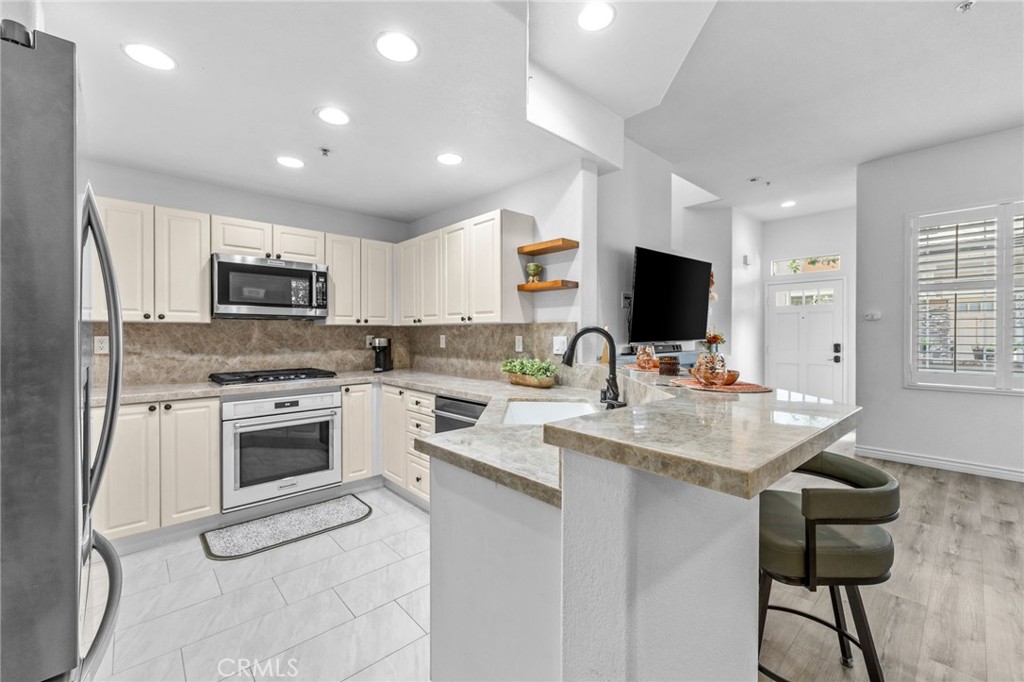 2938 Claremore Lane, Los Alamitos CA 90720 - photo 13