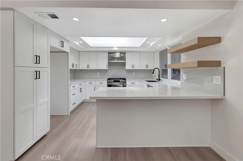 3242 Yellowtail Drive, Los Alamitos, CA 90720