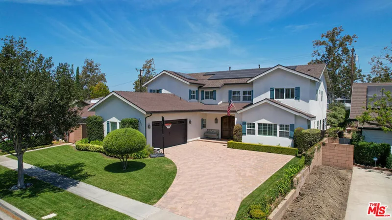 3251 Quail Run Road, Los Alamitos, CA 90720