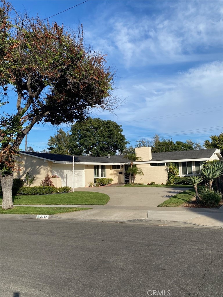 Front - 3352 Rowena, Los Alamitos CA 90720 - photo 1