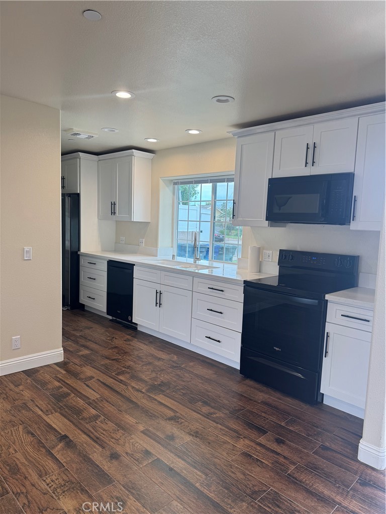 3564 Thor Avenue, Los Alamitos CA 90720 - photo 2