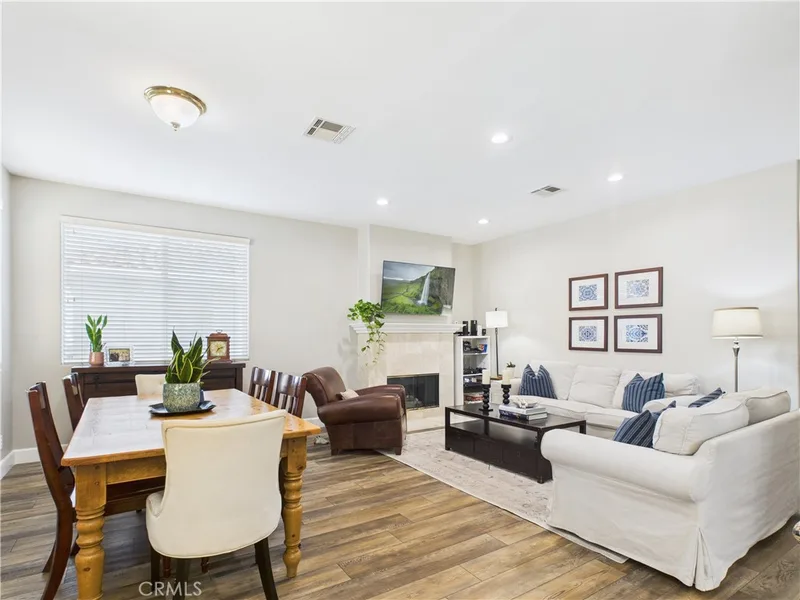 3645 Farquhar Ave, Los Alamitos, CA 90720
