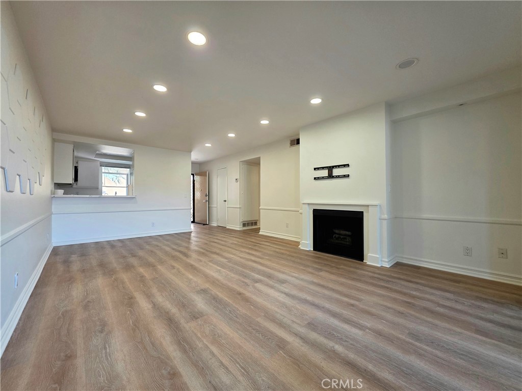 3845 Farquhar 106, Los Alamitos CA 90720 - photo 1