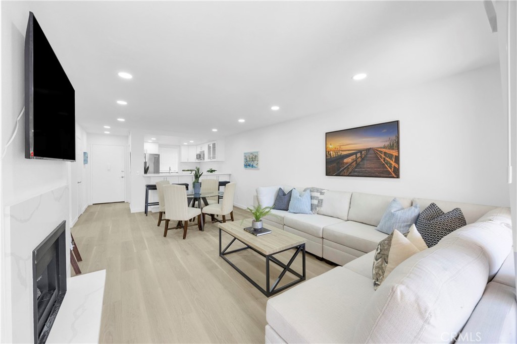 3845 Farquhar Ave 110, Los Alamitos CA 90720 - photo 12