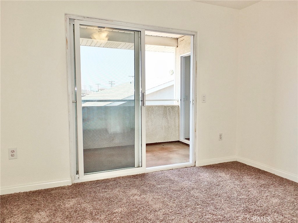 This a balcony that connects both rooms. - 4441 Farquhar, Los Alamitos CA 90720 - photo 38