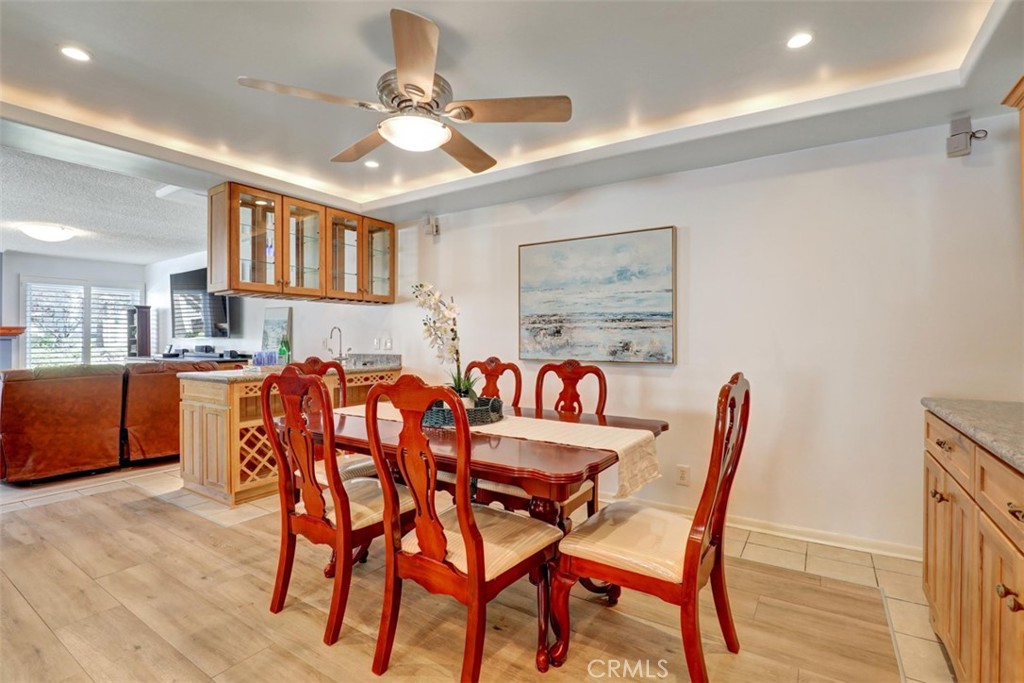 Dining room - 5021 Apollo Circle, Los Alamitos CA 90720 - photo 10