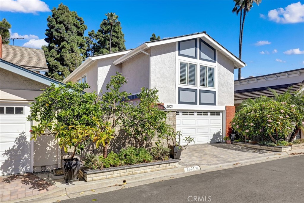Front view - 5021 Apollo Circle, Los Alamitos CA 90720 - photo 42