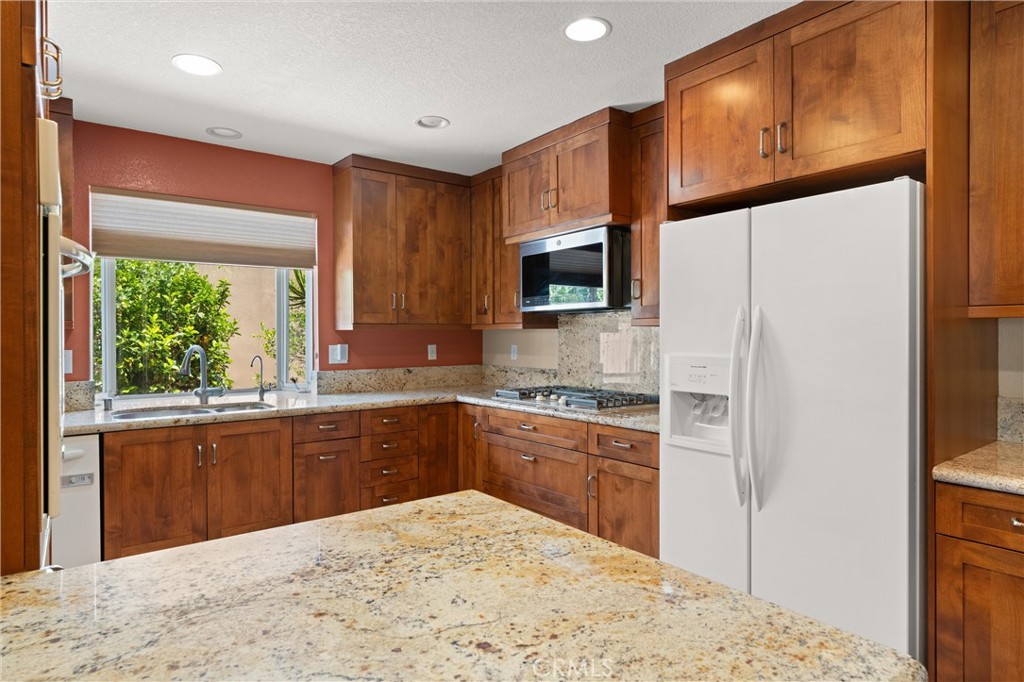 Welcome home! - 5081 Howard Avenue, Los Alamitos CA 90720 - photo 1