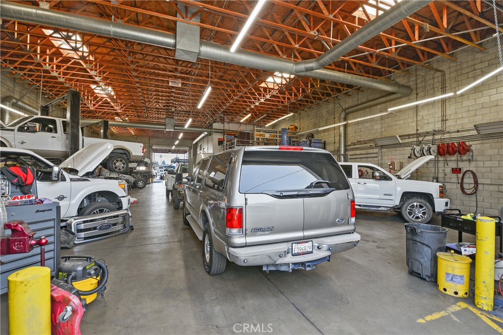 15135 Jackson, Midway City CA 92655 - photo 27
