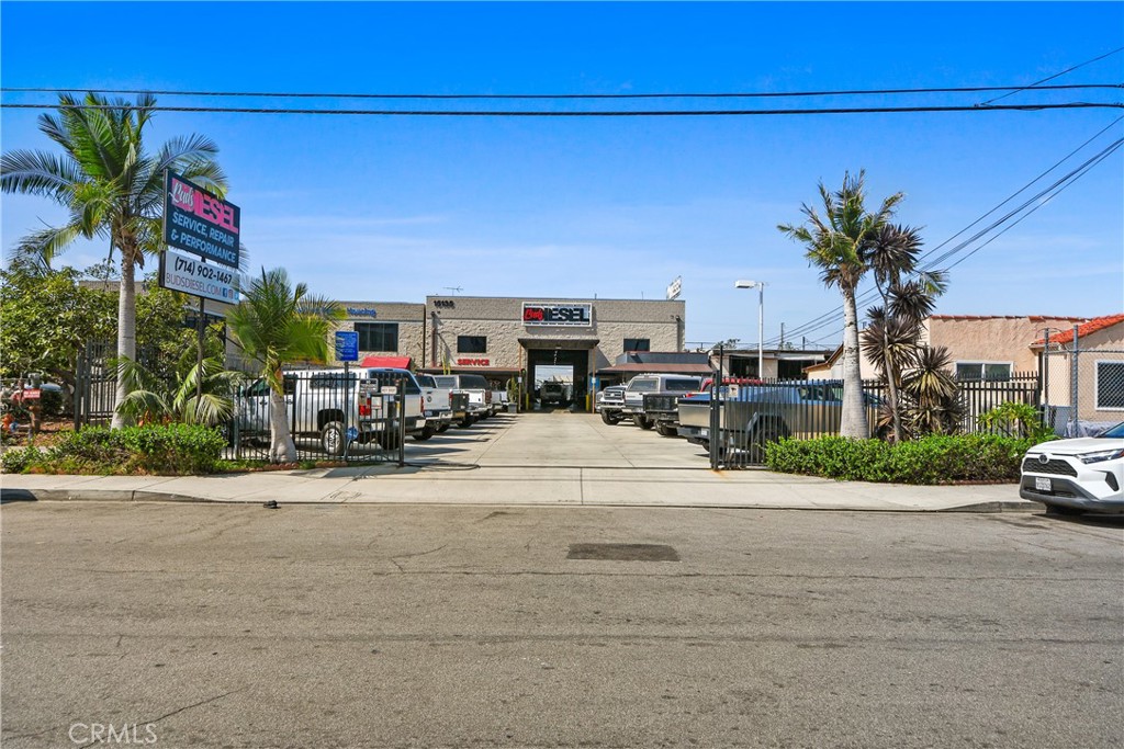 15135 Jackson, Midway City CA 92655 - photo 30