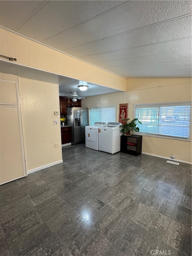 15141 Beach 43, Midway City CA 92655 - photo 6