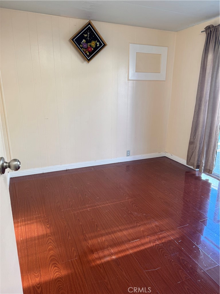 15141 Beach 43, Midway City CA 92655 - photo 10