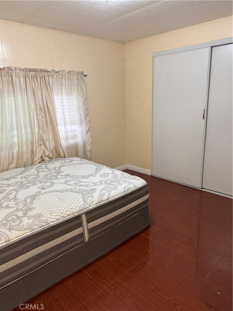 15141 Beach 43, Midway City CA 92655 - photo 11