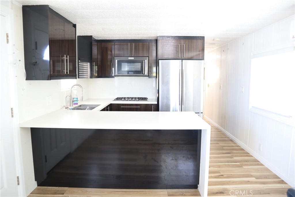 kitchen - 15141 beach Boulevard 63, Midway City CA 92655 - photo 3