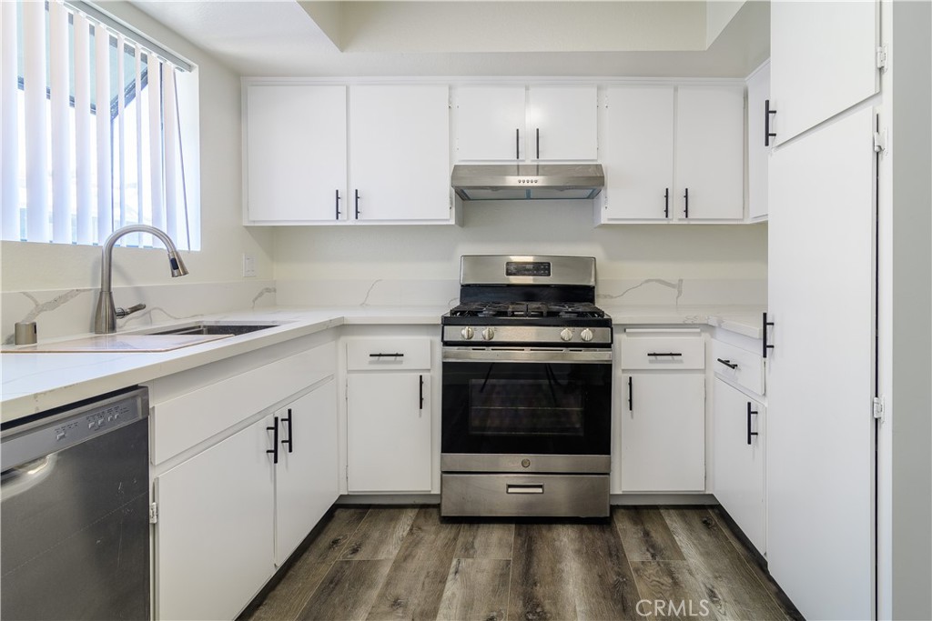15406 Jackson 10, Midway City CA 92655 - photo 1