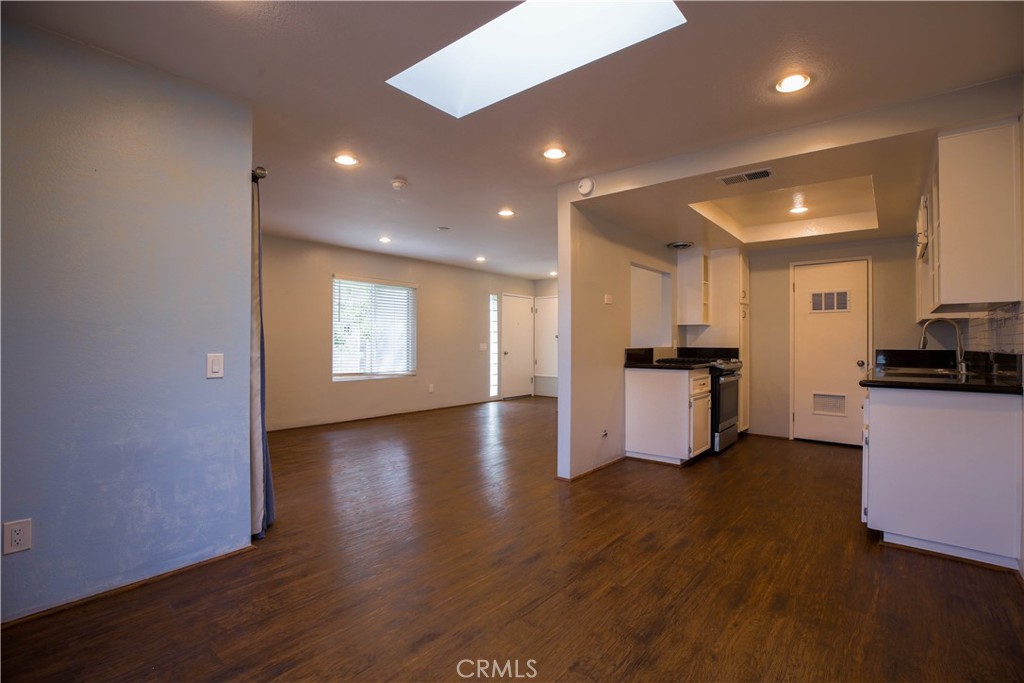 7750 Bolsa Avenue 6, Midway City CA 92655 - photo 1