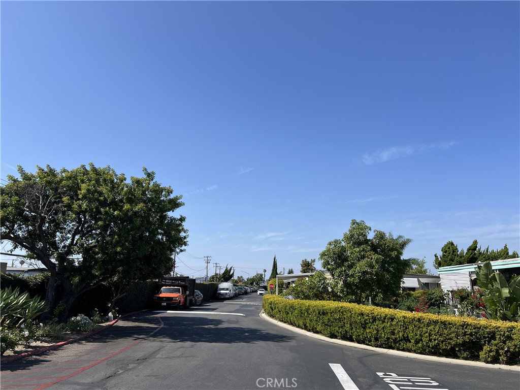 8200 Bolsa 37, Midway City CA 92655 - photo 2