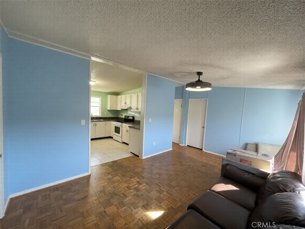 8200 Bolsa Avenue 103, Midway City CA 92655 - photo 10