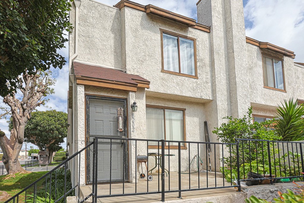 8202 MAUREEN, Midway City CA 92655 - photo 1