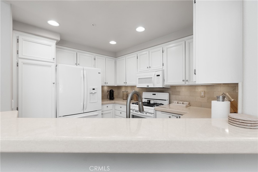 11 Chaumont, Mission Viejo CA 92692 - photo 18