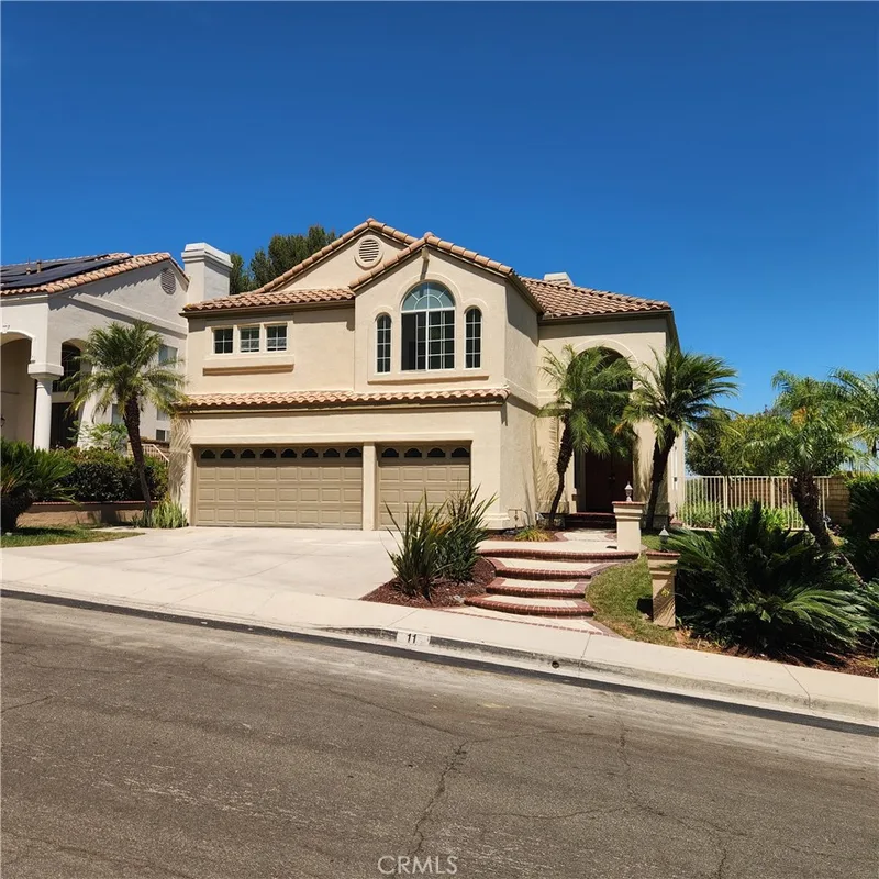 11 Paloma Drive, Mission Viejo, CA 92692