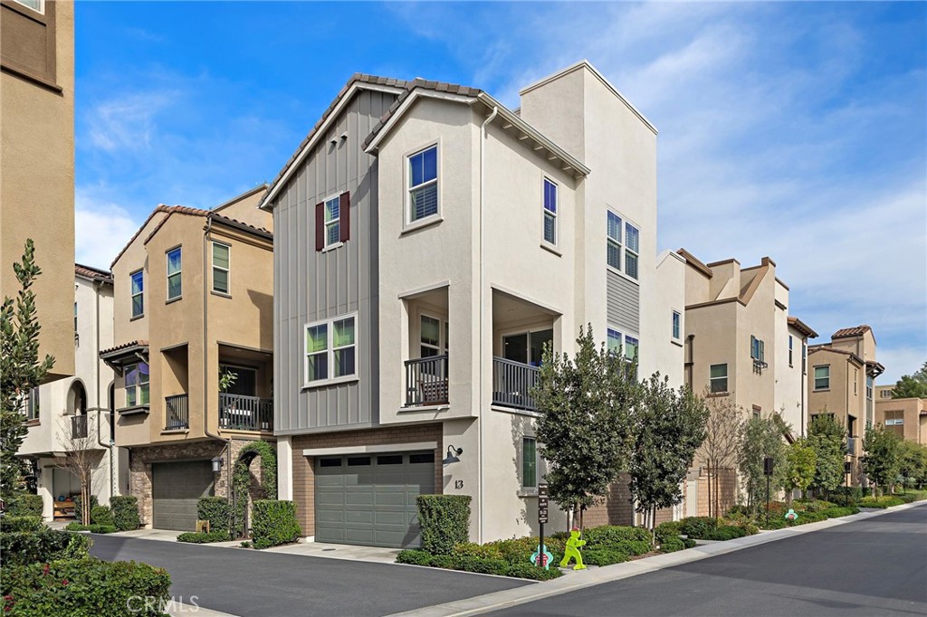 13 Hideaway, Mission Viejo CA 92692 - photo 1