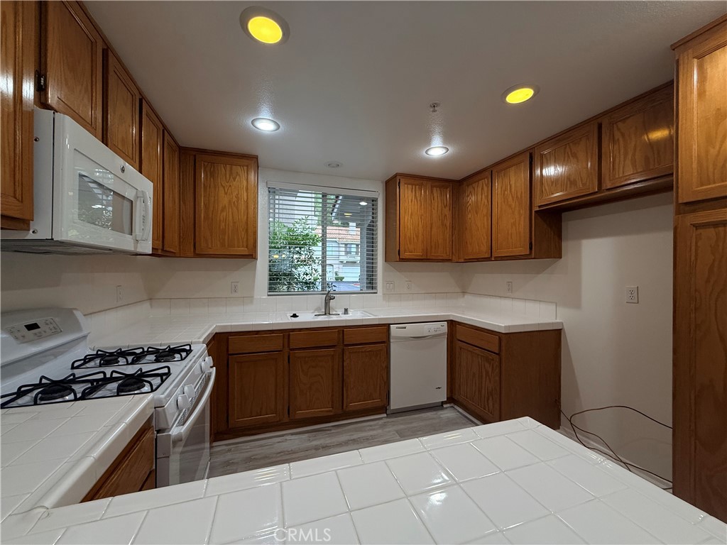 168 California Court, Mission Viejo CA 92692 - photo 5