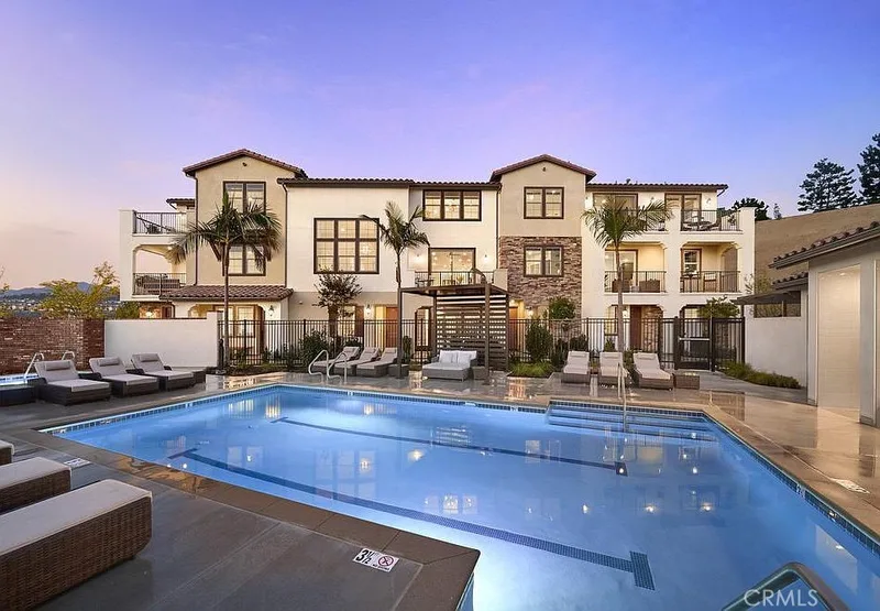 209 Niebla Lane, Mission Viejo, CA 92692