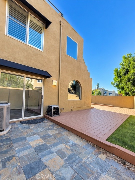 BACK/SIDE - 21121 Aqua 273, Mission Viejo CA 92691 - photo 18