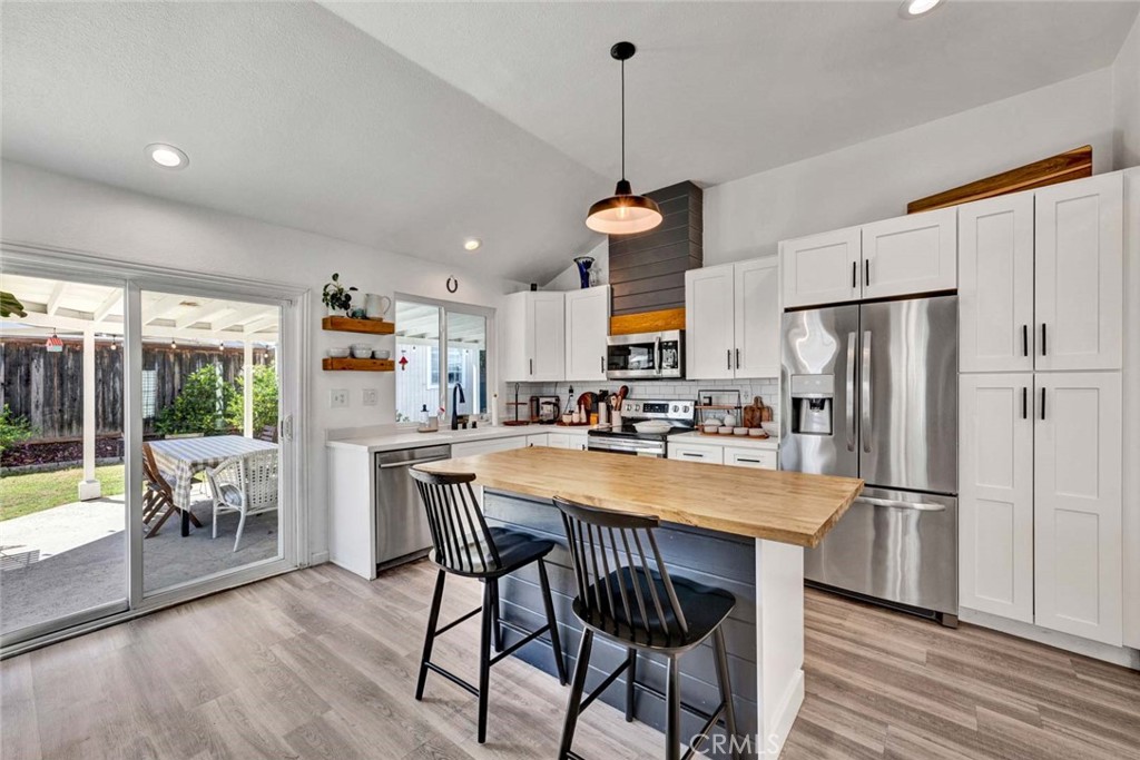 21131 Peppertree, Mission Viejo CA 92691 - photo 12