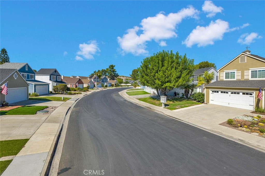 21131 Peppertree, Mission Viejo CA 92691 - photo 28