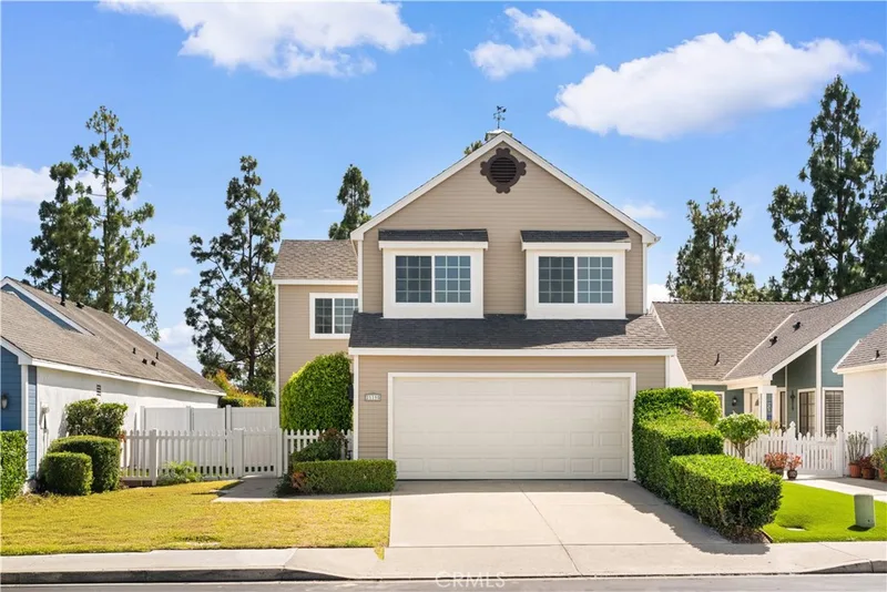21195 Cedar Ln, Mission Viejo, CA 92691