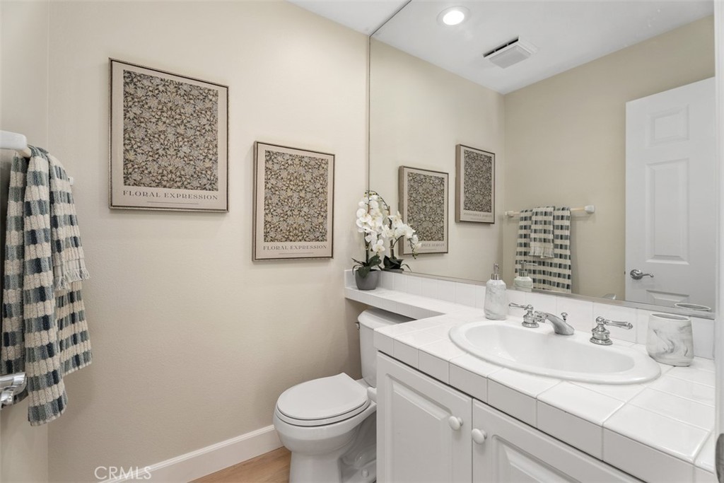 21251 Mazatlan, Mission Viejo CA 92692 - photo 17