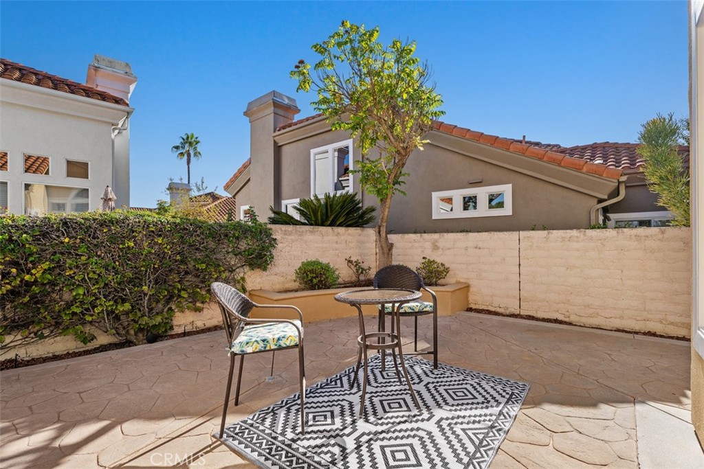21251 Mazatlan, Mission Viejo CA 92692 - photo 26