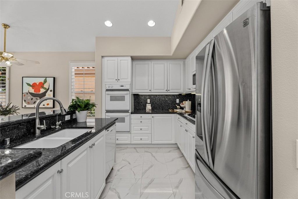 21256 Cancun, Mission Viejo CA 92692 - photo 15