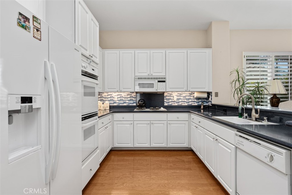 21411 Tarraco, Mission Viejo CA 92692 - photo 12