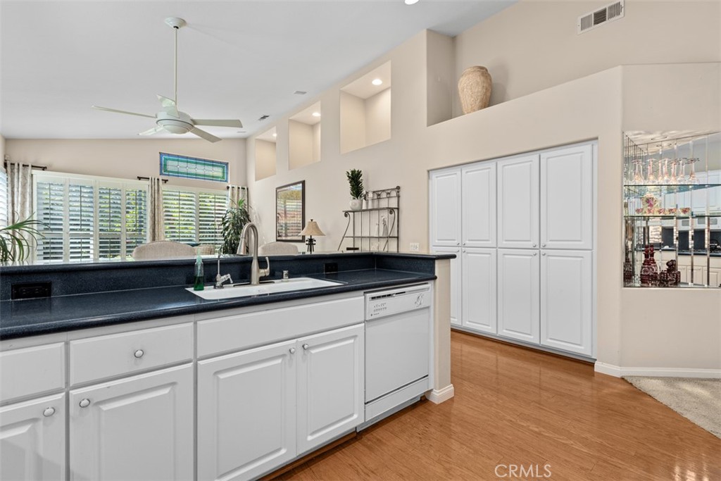 21411 Tarraco, Mission Viejo CA 92692 - photo 15