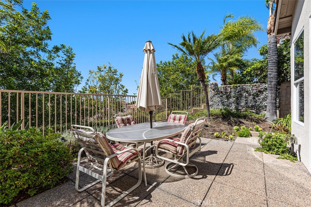 21411 Tarraco, Mission Viejo CA 92692 - photo 31
