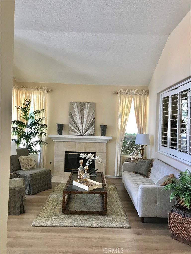 Light and bright Living Room - 21421 Miramar, Mission Viejo CA 92692 - photo 1